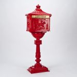 Piccadilly Cast Aluminium Mail Box Red